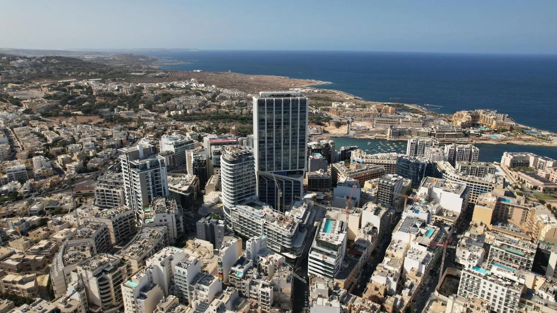 Apartment Luxury High Floor Suite, Mercury Towers Saint Julian's
